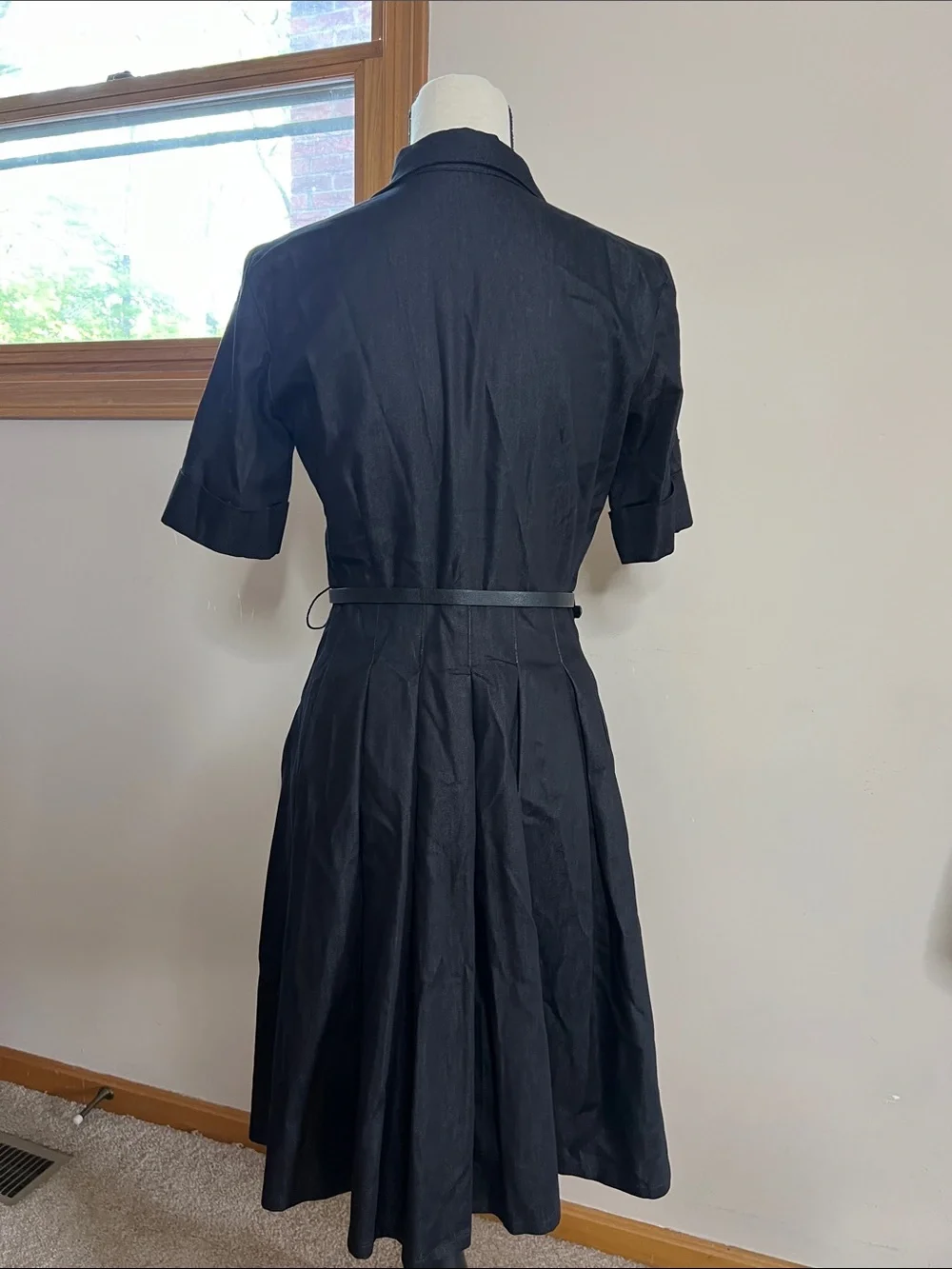 📠🏚️✒️🖤Vintage Classic Black Shirtwaist Dress - Picture 3 of 7